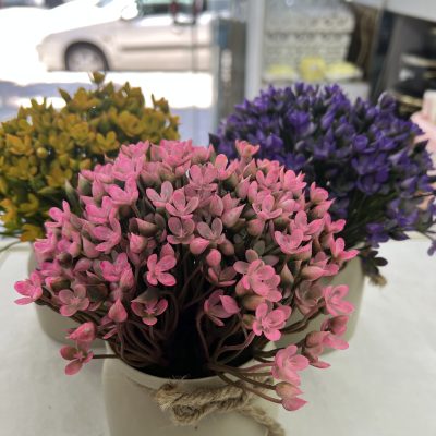 گل با گلدان مصنوعی