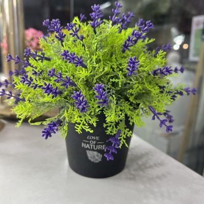 گل مصنوعی با گلدان مشکی