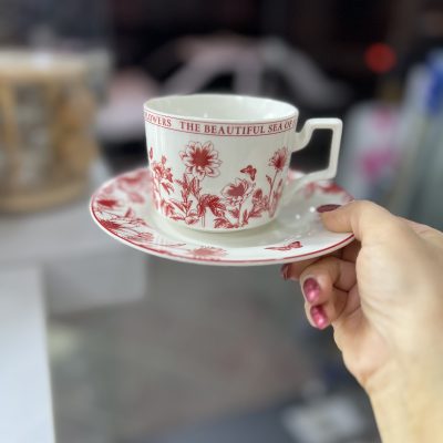 فنجان نعلبکی لته خوری قرمز